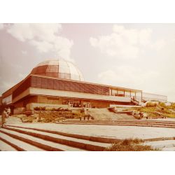 Olsztyńskie Planetarium przy ulicy Marszałka Józefa Piłsudskiego, lata 70. XX wieku (APO, sygn. 754/773)