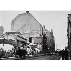Zniszczone kamienice przy obecnej ulicy Prostej, 2. połowa lat 40. XX wieku (APO, sygn. 1141/3882)