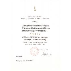 Dyplom Złotego Medalu Opiekuna Miejsc Pamięci Narodowej przyznany Zarządowi Oddziału Związku Więźniów Politycznych Okresu Stalinowskiego w Olsztynie, 2006 r.