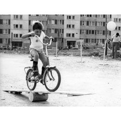 Fotografia ze zbiorów Spółdzielni Mieszkaniowej „Jaroty”, 2. połowa lat 80. 
